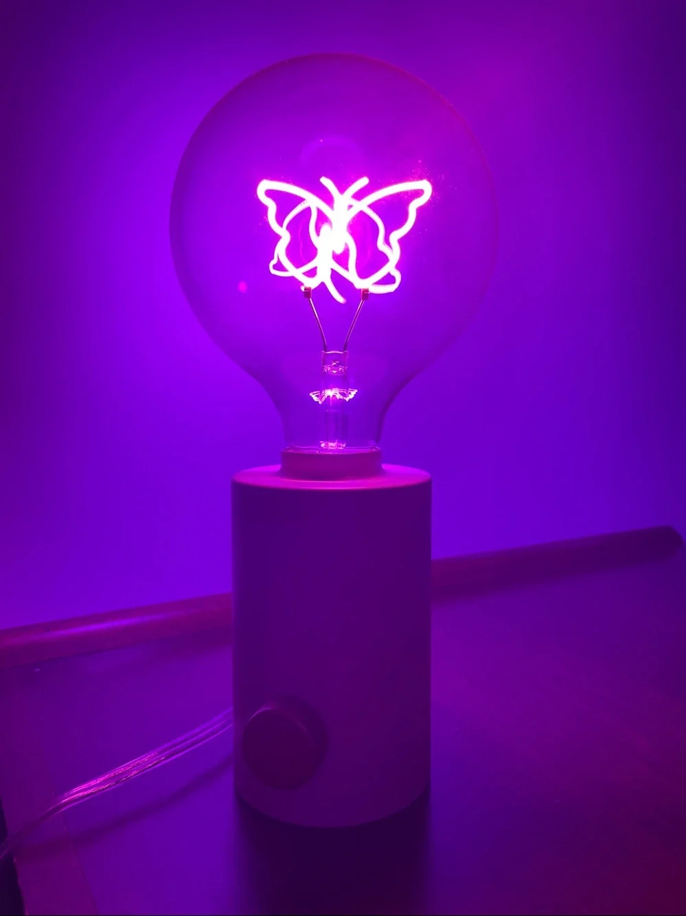 Butterfly Filament Bulb Table Lamp in White and Gold